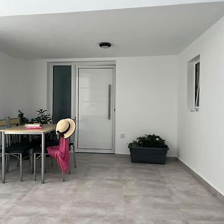 Villa Family Emporio  Dış mekan fotoğraf