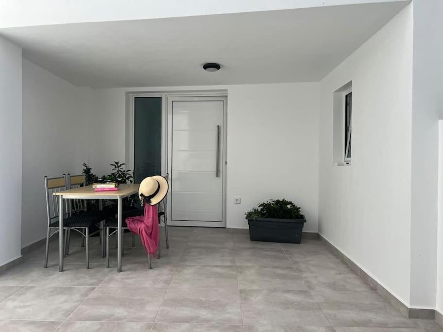 Villa Family Emporio  Dış mekan fotoğraf